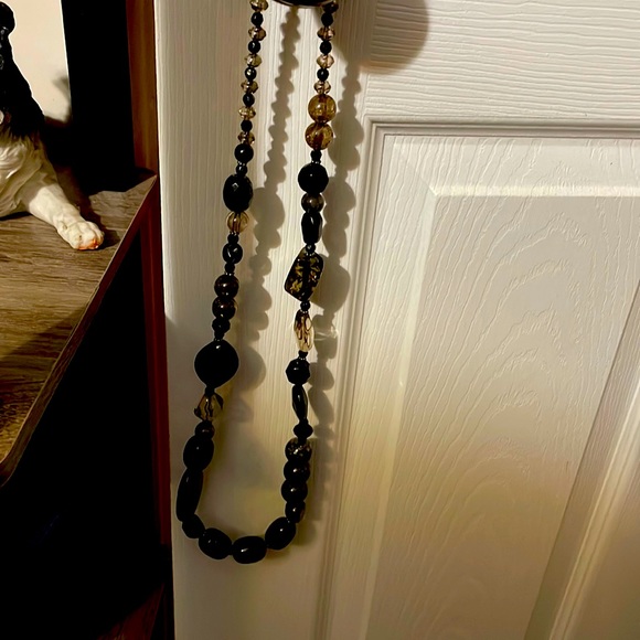 Beautiful Beads and glass necklace with a silver medal adjustable clasp. - Picture 11 of 11